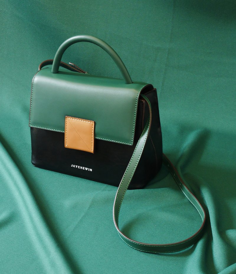 หนังแท้ กระเป๋าถือ สีเขียว - กระเป๋าถือรุ่น Cable สีเขียว/ดำ Pine Green