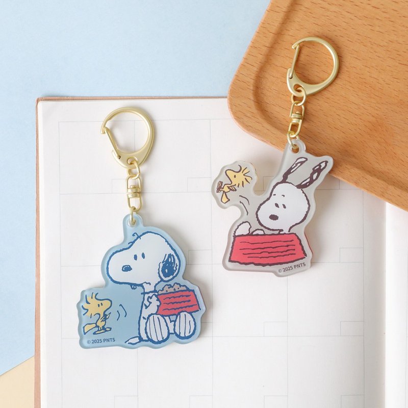 Peanuts史努比壓克力鑰匙圈-Snoopy 吊飾 - 鑰匙圈/鑰匙包 - 其他金屬 多色