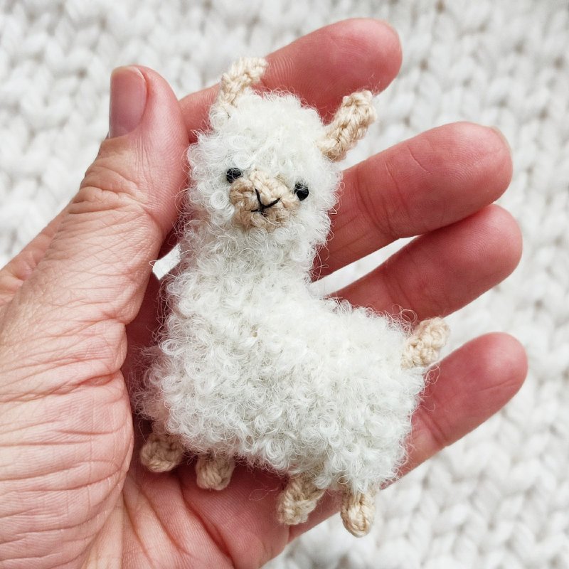 【Digital】Mini llama knitting pattern. English and Russian PDF. - Shop Cute Knit Toy DIY Tutorials ＆ Reference Materials - Pinkoi