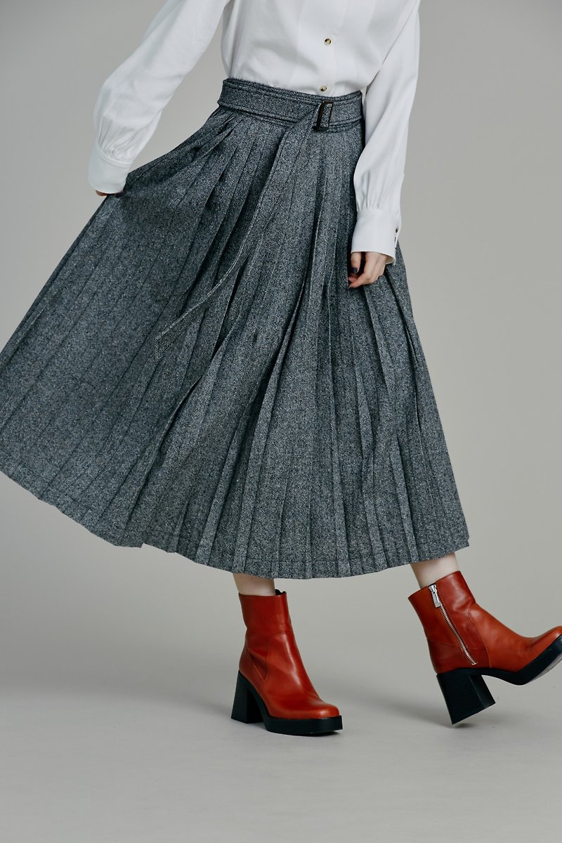 Shan Yong College Wind Hairy 100% Long Skirt - กระโปรง - ขนแกะ 
