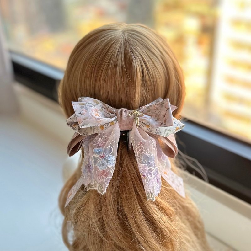 Exclusive lace bow ponytail clip, intersecting clip, banana clip, fairy clip hair clip - milk tea color - เครื่องประดับผม - วัสดุอื่นๆ สีนำ้ตาล