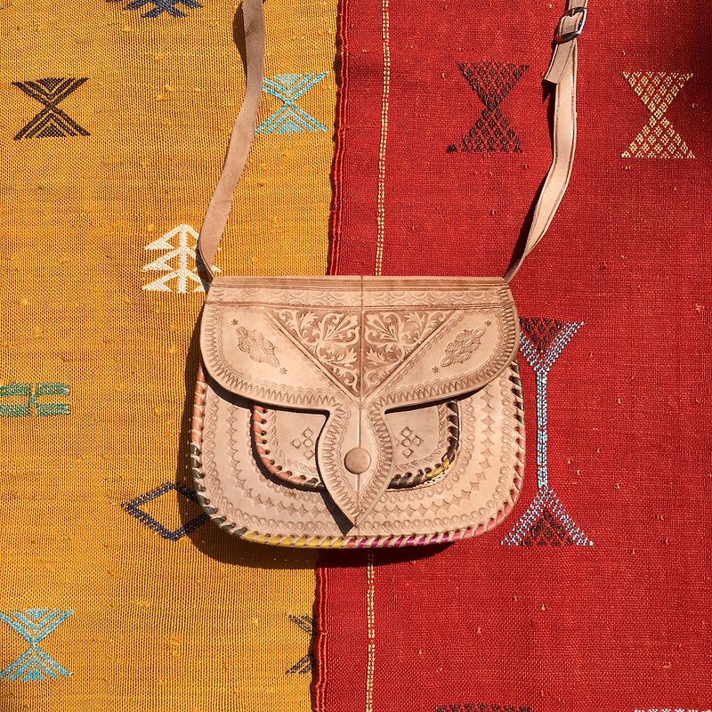 摩洛哥 彩色駱駝包 - 芭尼馬拉橙花樹下的相遇 - 側背包/斜孭袋 - 真皮 多色