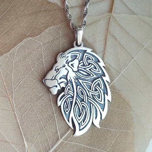 Vigmarr Silver Lion Pendant.Lion Pendant.Silver Lion Jewelry.Lion charm.Lion jewelry.