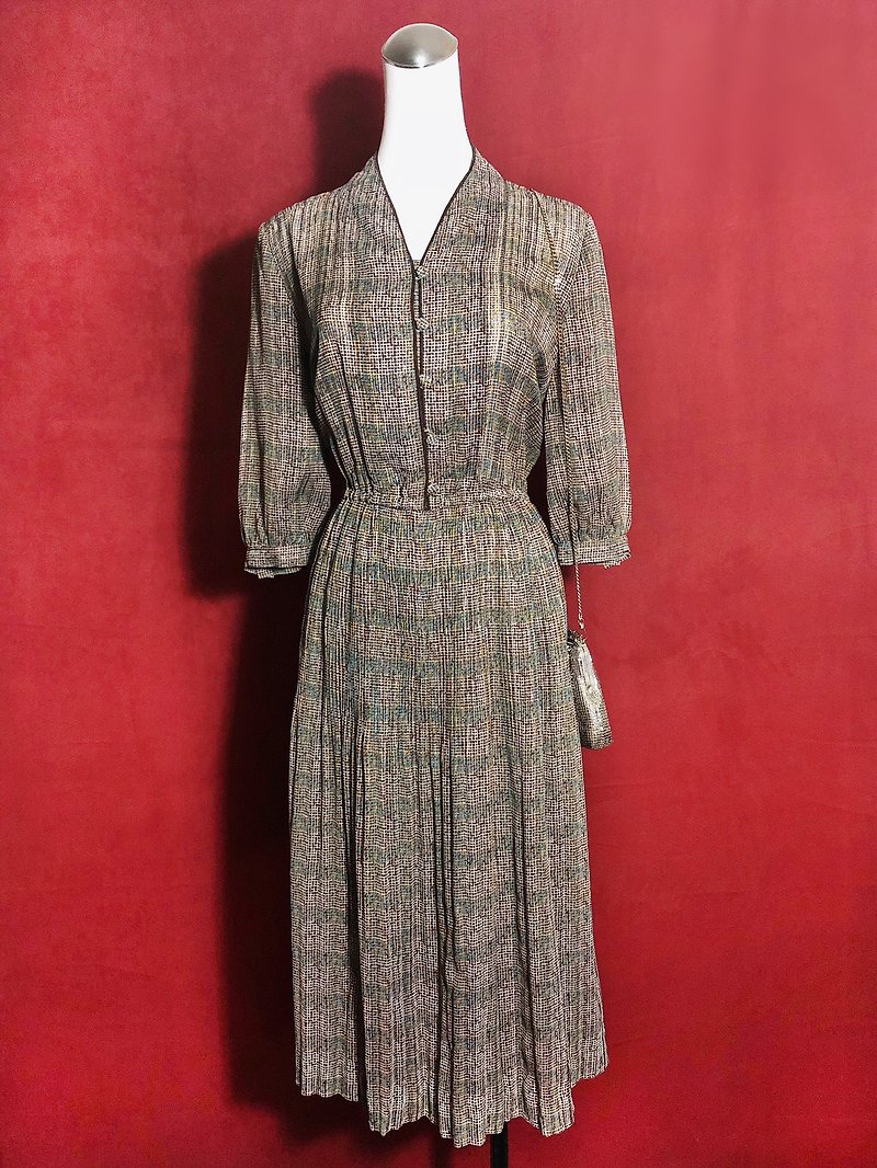 Elegant textured long-sleeved vintage dress / brought back to VINTAGE abroad - ชุดเดรส - เส้นใยสังเคราะห์ สีนำ้ตาล