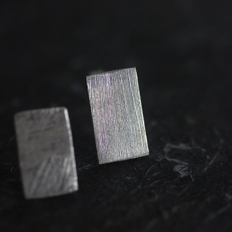 Rectangle Stud Earring with scratched texture in silver/rose gold finish (E0131) - Earrings & Clip-ons - Silver Silver