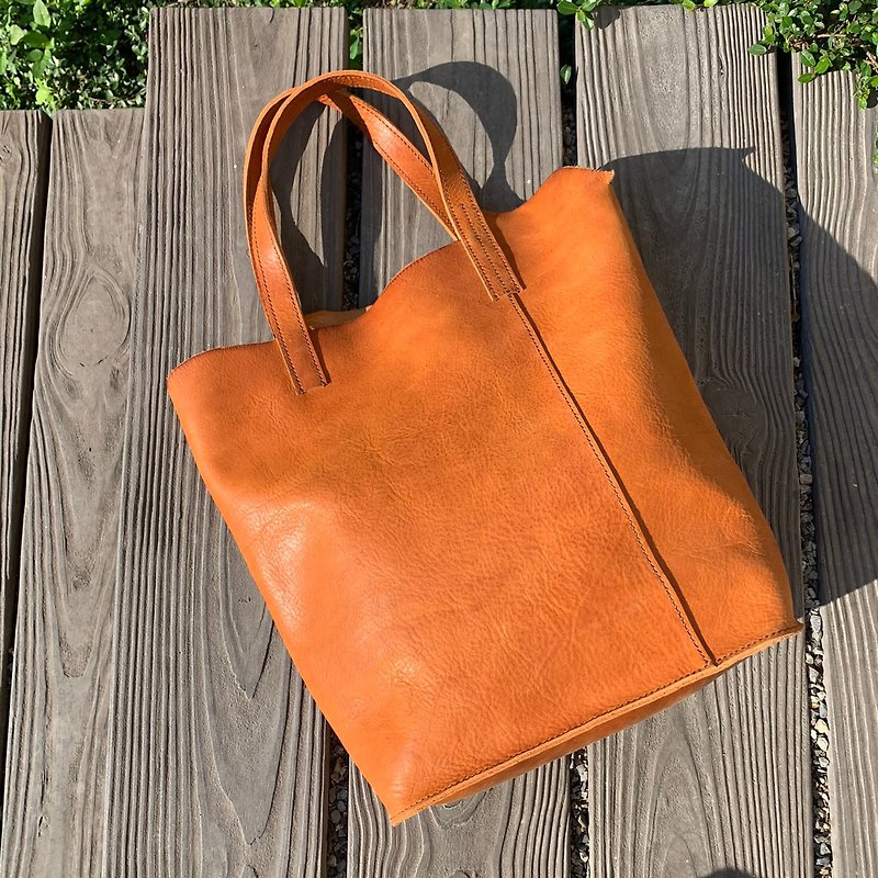 [Offer 12% off] Irregular random rectangular tote bag only this one will never hit the bag - กระเป๋าแมสเซนเจอร์ - หนังแท้ สีส้ม