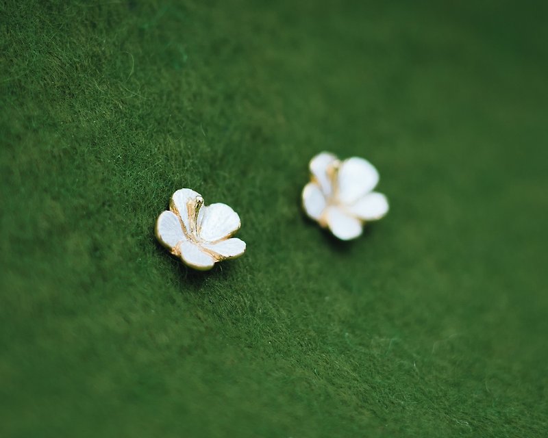 Hibiscus earrings - flower earrings - Japanese -  Non-allergenic - Earrings & Clip-ons - Other Metals Gold