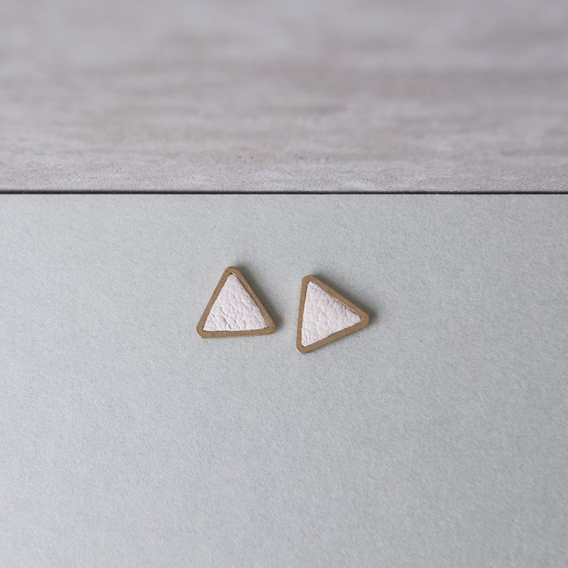 Hill Earrings/ Off-White- Leather Earrings/ Bronze Earrings/ Stud Clip-On - Earrings & Clip-ons - Genuine Leather White