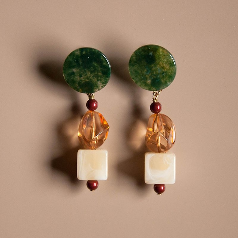 Matcha Red Bean Shaved Ice with Tea Jelly Earrings - Earrings & Clip-ons - Acrylic Green