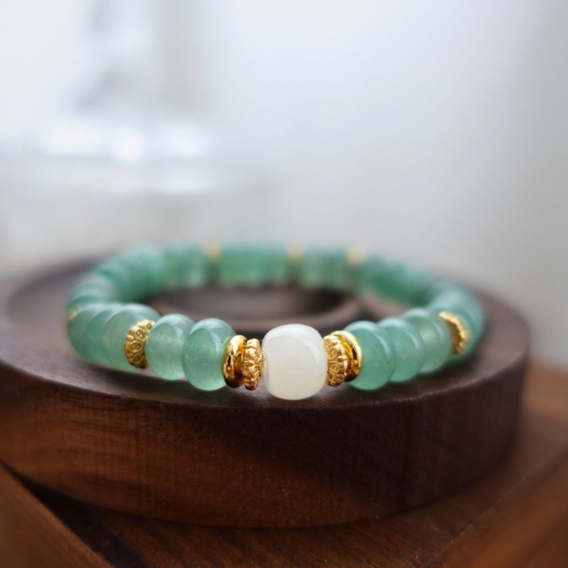 水潤翠綠 靜謐光澤 東陵玉 天山翠白玉 高級典雅能量手鍊 手串 - 手鍊/手環 - 玉石 綠色