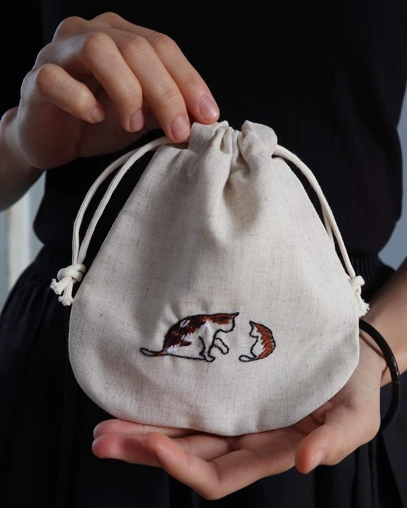 Cats Hand Embroidery Drawstring Bag