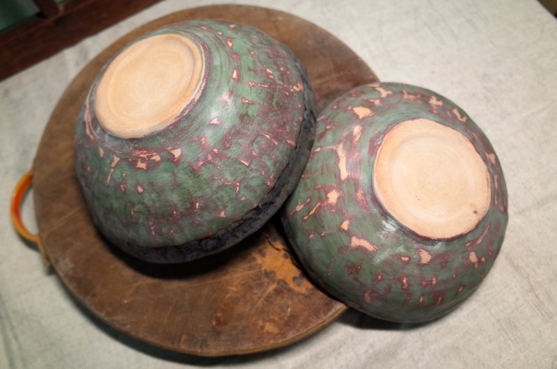 アンティーク（赤と緑のボウル） - 茶碗・ボウル - 陶器 グリーン