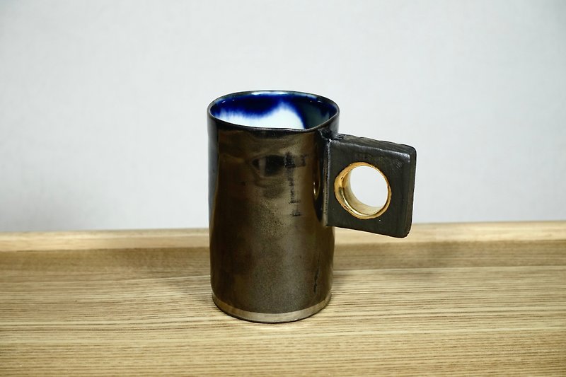 Fangyuan Gold Buckle Cup/Flash Black/Gold Signature Version - Cups - Porcelain 