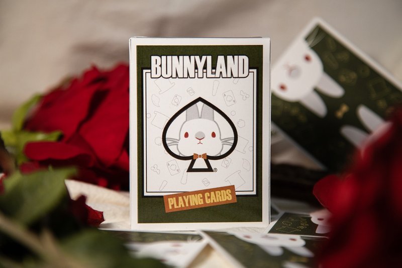 BUNNYLAND 兔兔樂園II - 兔奴原創超萌撲克牌 - 桌遊/牌卡 - 紙 白色