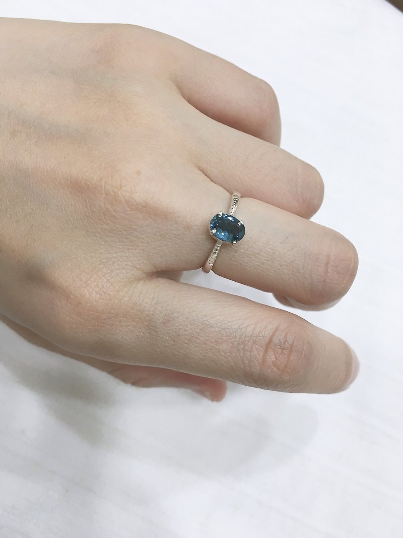 Cut surface blue high-end tourmaline ring Nepal handmade 925 sterling silver - General Rings - Gemstone Blue