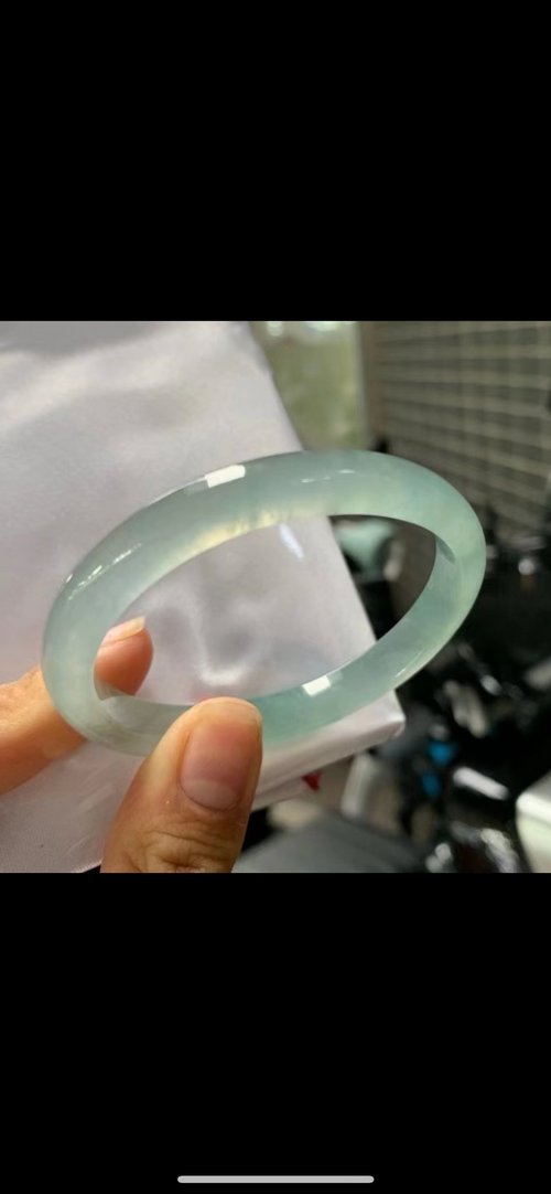 Good Morning Studio 冰種玉鐲 天然翡翠玉鐲 A玉 手鐲 • 冰種果綠翡翠貴妃鐲