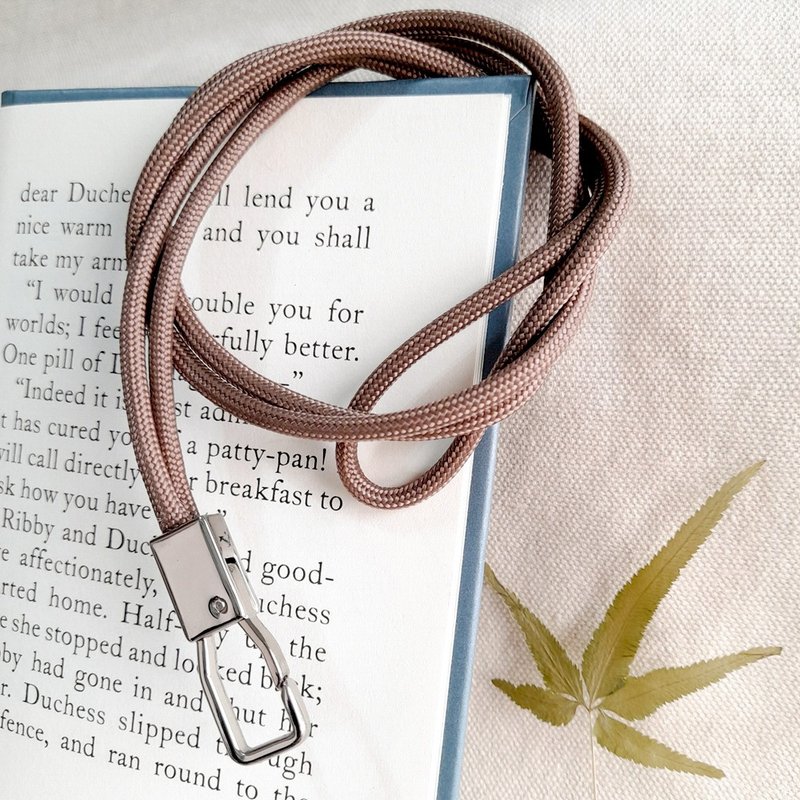 頸繩 / 手機掛繩 / 手工製作 / 附手機固定夾片 - 手機掛繩/背帶 - 尼龍 