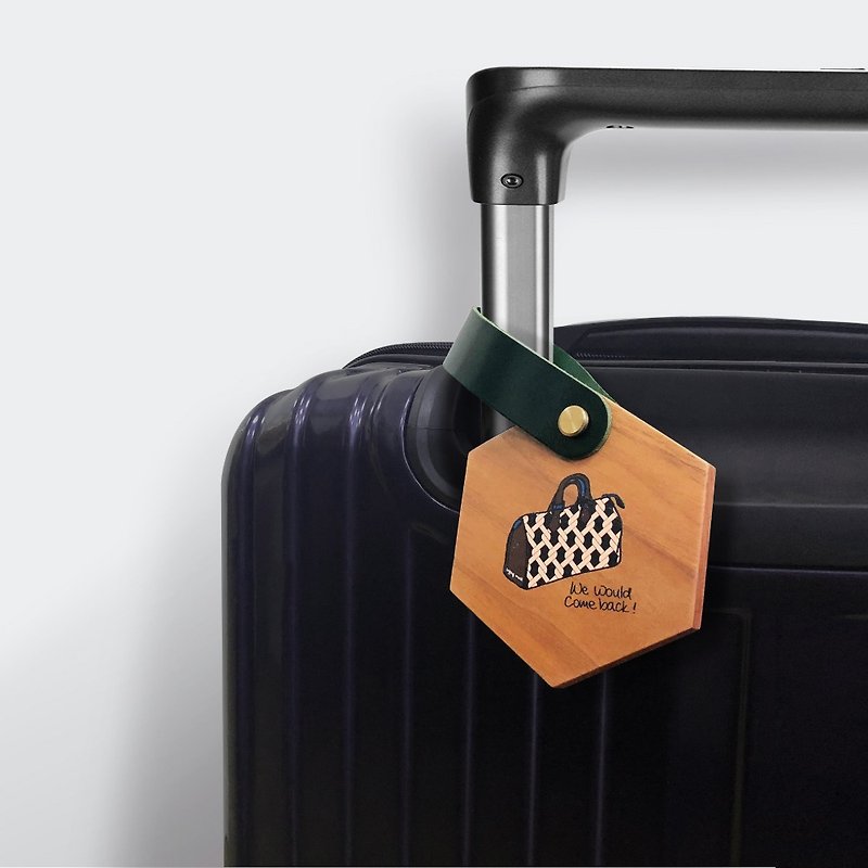 Wooden luggage tag The meaning of traveling - ป้ายสัมภาระ - ไม้ สีนำ้ตาล