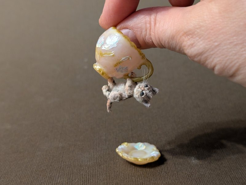 Micro kitten, 2 cm. Crocheted. - 公仔/玩偶 - 其他材質 咖啡色