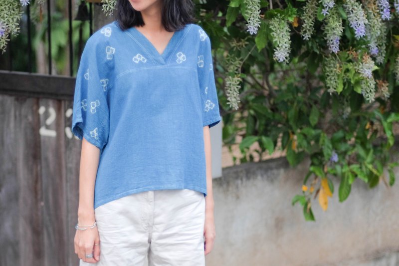 Natural Indigo Top :: Linen :: Kram is the color of the sea :: - Women's Tops - Other Materials Blue