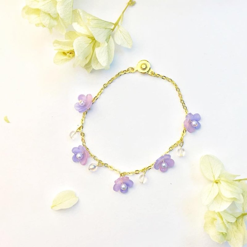 Mini Sakura Bracelet - สร้อยข้อมือ - วัสดุอื่นๆ 
