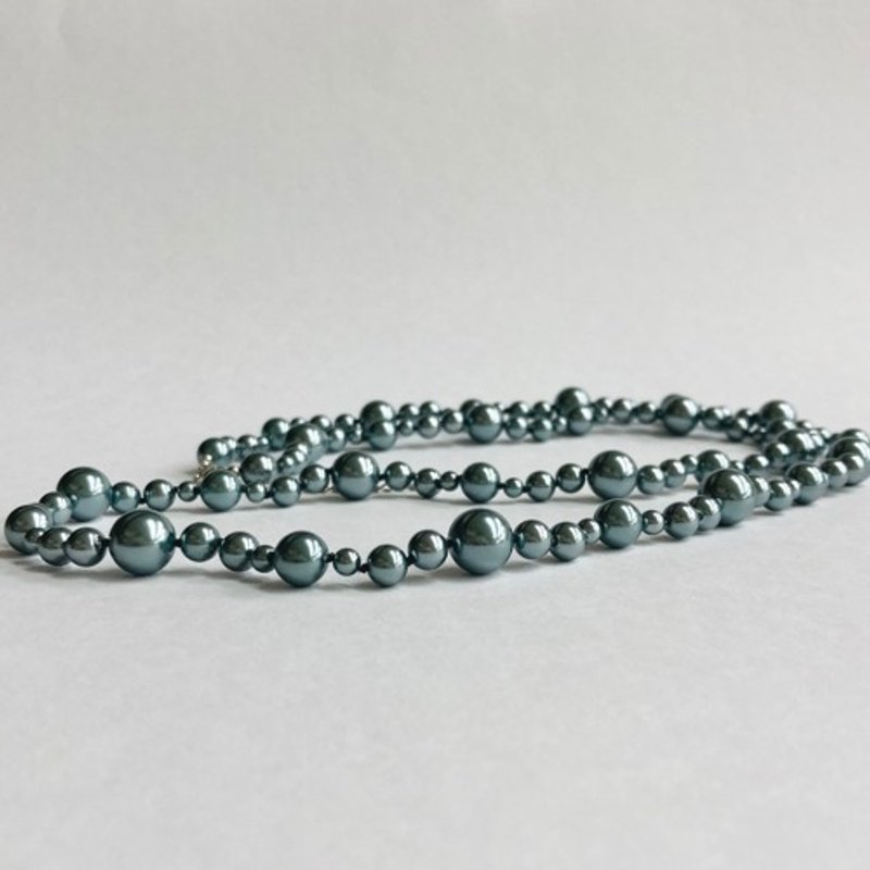 Glass pearl random mix all knot opera necklace/approx. 86cm/Horizon green/R/made in Japan - Necklaces - Glass Green