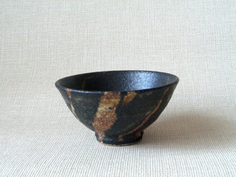 抹茶盌 抜絵草紋c - 碗 - 陶 黑色