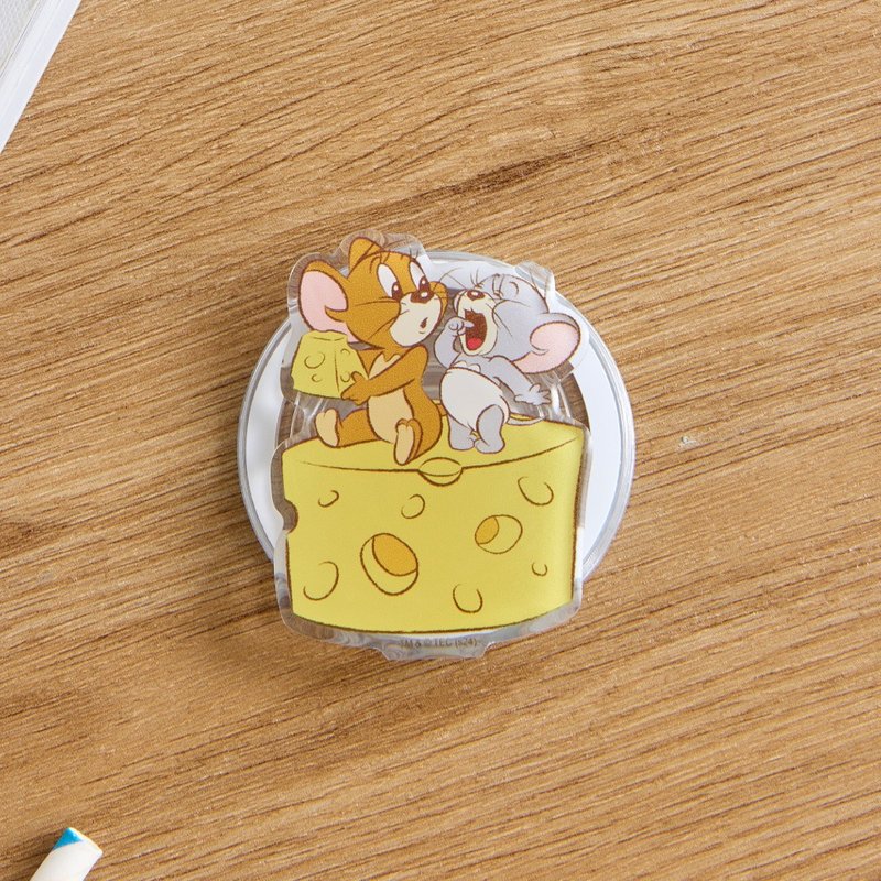 Tom and Jerry want to eat cheese MagSafe air bag holder - Phone Accessories - Acrylic Multicolor