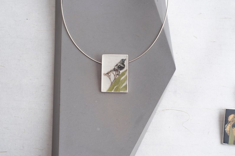 Ceremony / Bird / white / silver / art pendant / Pendant + Necklace / Unique - สร้อยคอ - โลหะ 