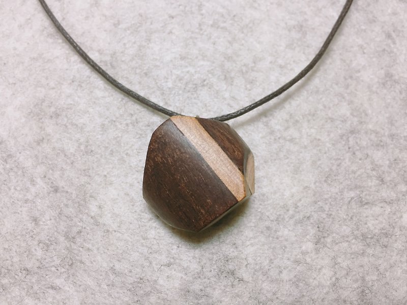 Wooden - irregular combination - Necklaces - Wood 