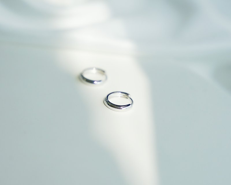 Minimalist thickened circle opening and closing easy-button earrings 925 sterling silver white plated k - Earrings & Clip-ons - Sterling Silver Silver