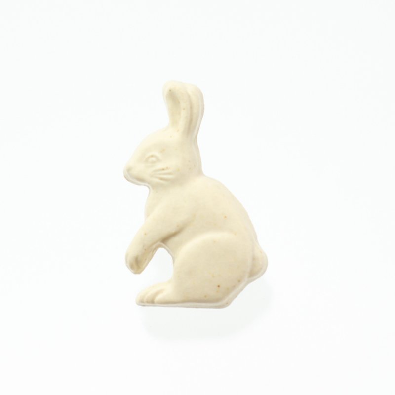 ceramics brooch rabbit off white - Brooches - Pottery White