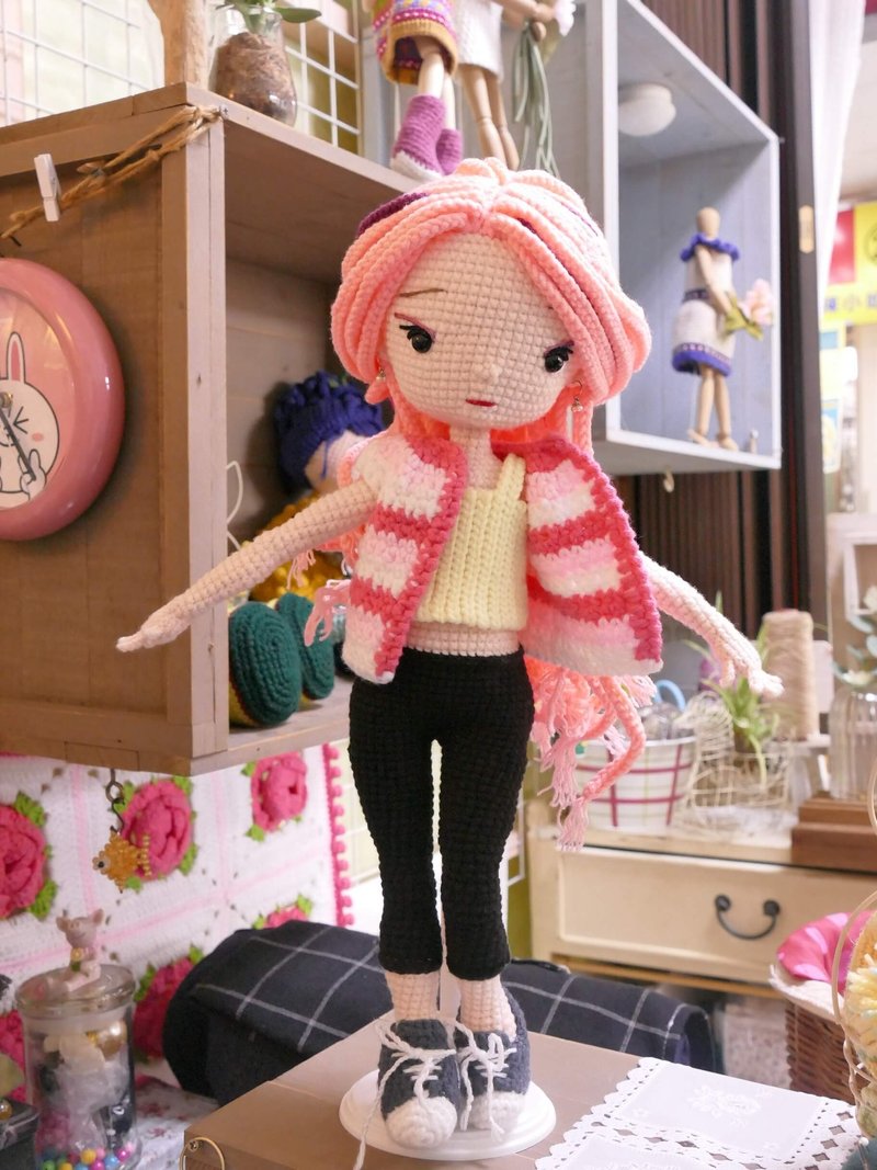 手工毛線編織娃娃 鉤針娃娃 Amigurumi Crochet Doll 粉髮Q小姐 - 玩偶/公仔 - 棉．麻 粉紅色