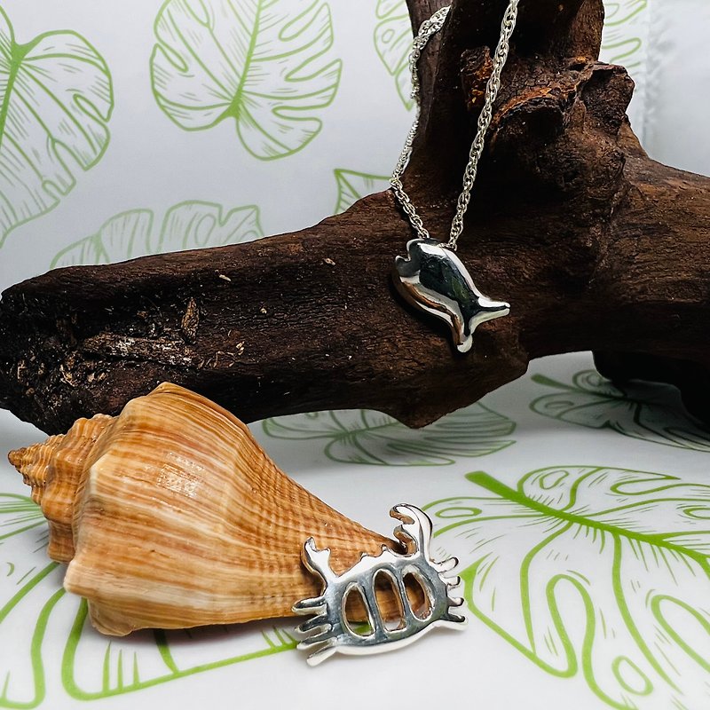 Nostalgic biscuit series - hairy crab, small fish biscuit summer must-have sterling silver necklace with chain - Necklaces - Sterling Silver Silver
