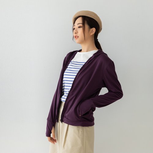 貝柔 Peilou UPF50+吸濕排汗女防曬外套 連帽深紫