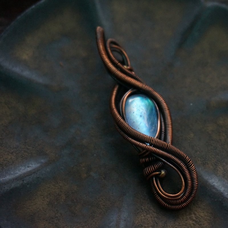 | MC | Winding Moonstone Necklace Handwoven Vintage Wire Wrap - สร้อยคอ - เครื่องเพชรพลอย 