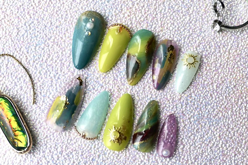 Marine Avocado Green & Turkey Blue Gel Nail Patches. Wear Nails - Nail Polish & Acrylic Nails - Plastic Blue