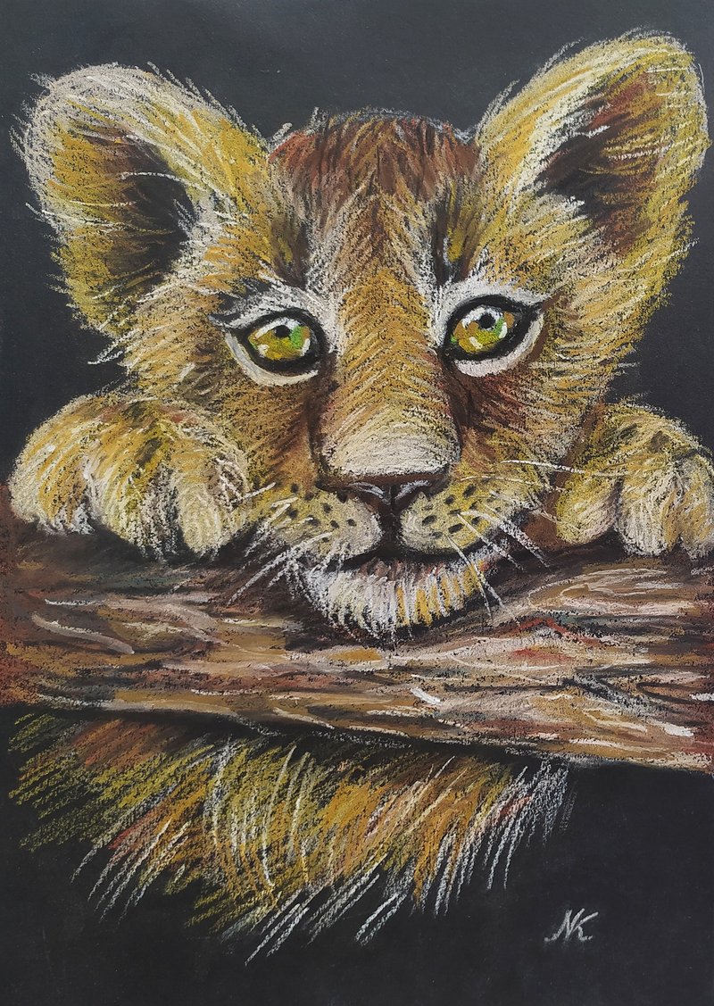 Portrait of a lion cub painting animal art oil pastel painting for the nursery - ตกแต่งผนัง - กระดาษ สีน้ำเงิน