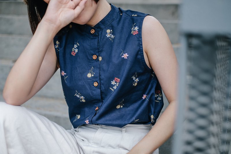 Mandarin Top 1 color - Women's Tops - Cotton & Hemp Blue