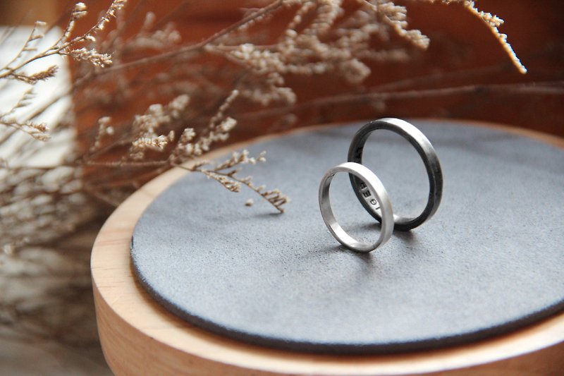 Matte lettering ring - Couples' Rings - Sterling Silver Silver
