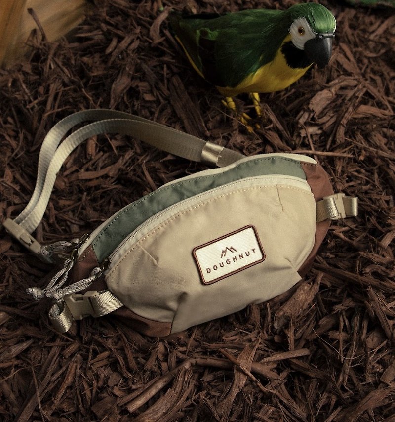【DOUGHNUT】SEATTLE JG waist bag cross-body waterproof keychain lightweight/beige - กระเป๋าแมสเซนเจอร์ - วัสดุอีโค สีน้ำเงิน
