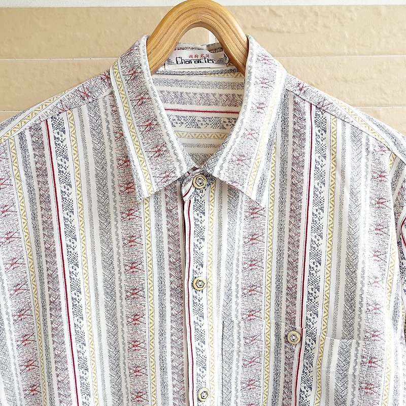 │Slowly │ ECG - Ancient Shirt │ vintage. Retro. - เสื้อเชิ้ตผู้ชาย - เส้นใยสังเคราะห์ หลากหลายสี