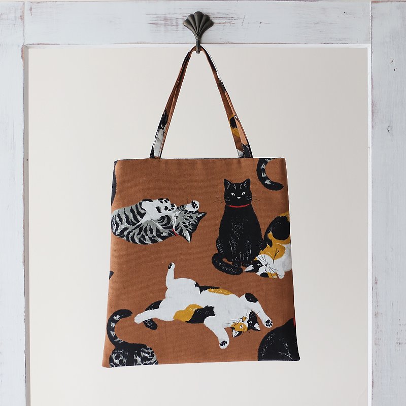Oxford Thick Cotton Multi-Cat Outing Bag Black Cat Sanhua Tiger Class Cat - Customized Colors Available - - Handbags & Totes - Cotton & Hemp Multicolor