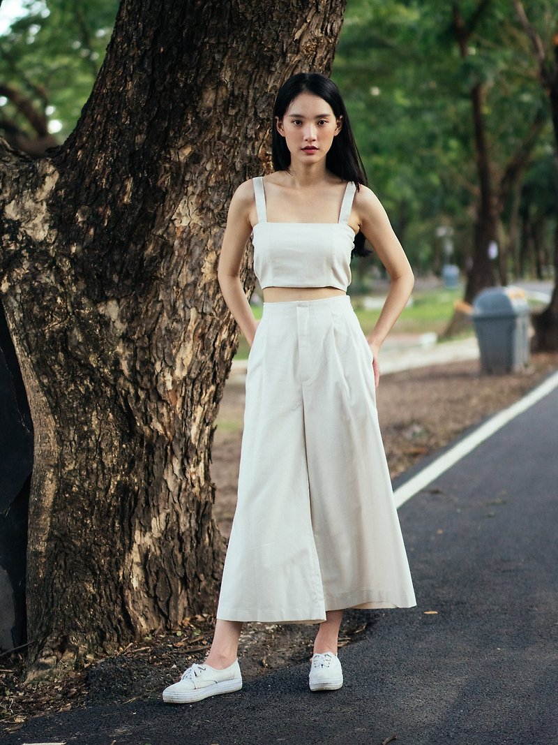 (SIZE S) IVORY COTTON LINEN CAMI CROP TOP WITH BAND STRAP AND BACK SMOCKING - 女裝 上衣 - 棉．麻 白色