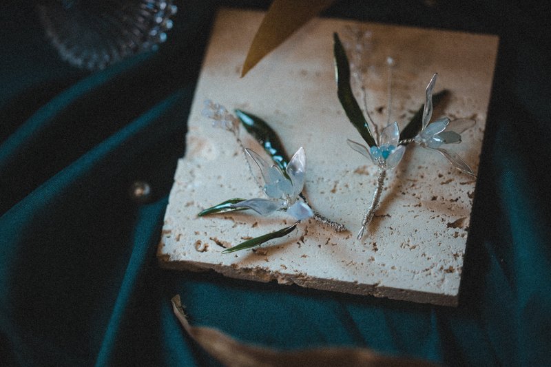 星戀 新娘頭飾 婚紗頭飾 簡約小清新加水晶花樹脂 二件 - 髮夾/髮圈 - 樹脂 