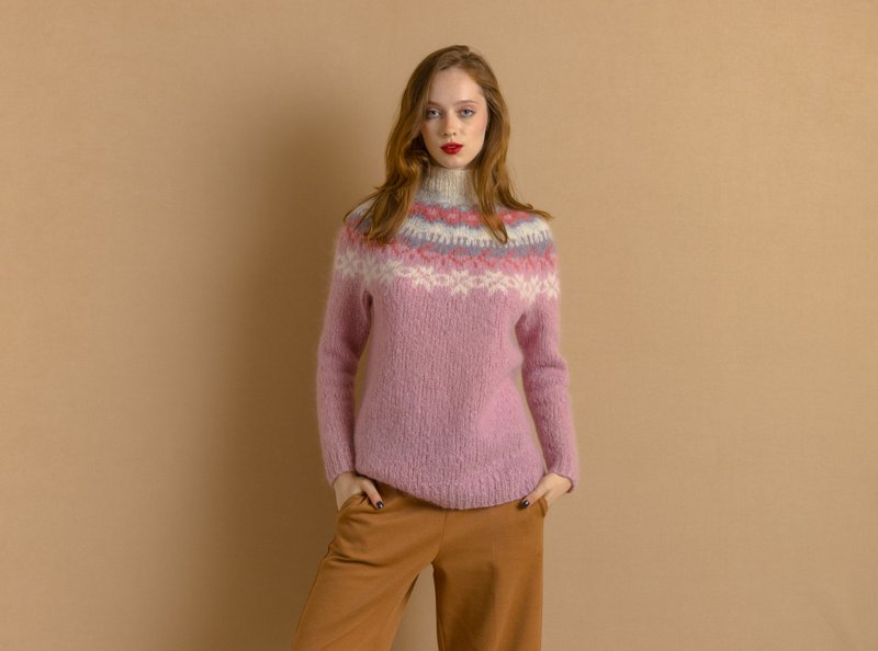 Lopapeysa Hand Knit Icelandic Wool Pink Traditional Sweater 7847 - สเวตเตอร์ผู้หญิง - ขนแกะ สึชมพู