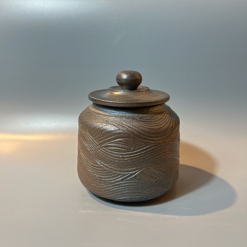 神秘消光黑佐金沙半斤茶倉 / 茶罐 / 藏茶器  / 小平凡手作 - 其他 - 陶 卡其色