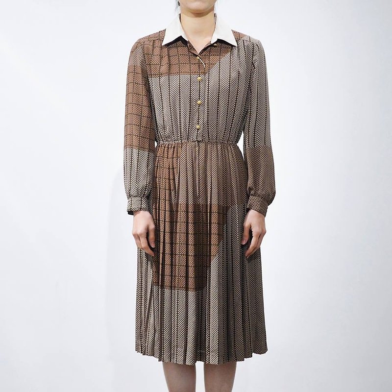 "Vintage dress" brown biscuits VD150 - ชุดเดรส - เส้นใยสังเคราะห์ สีนำ้ตาล