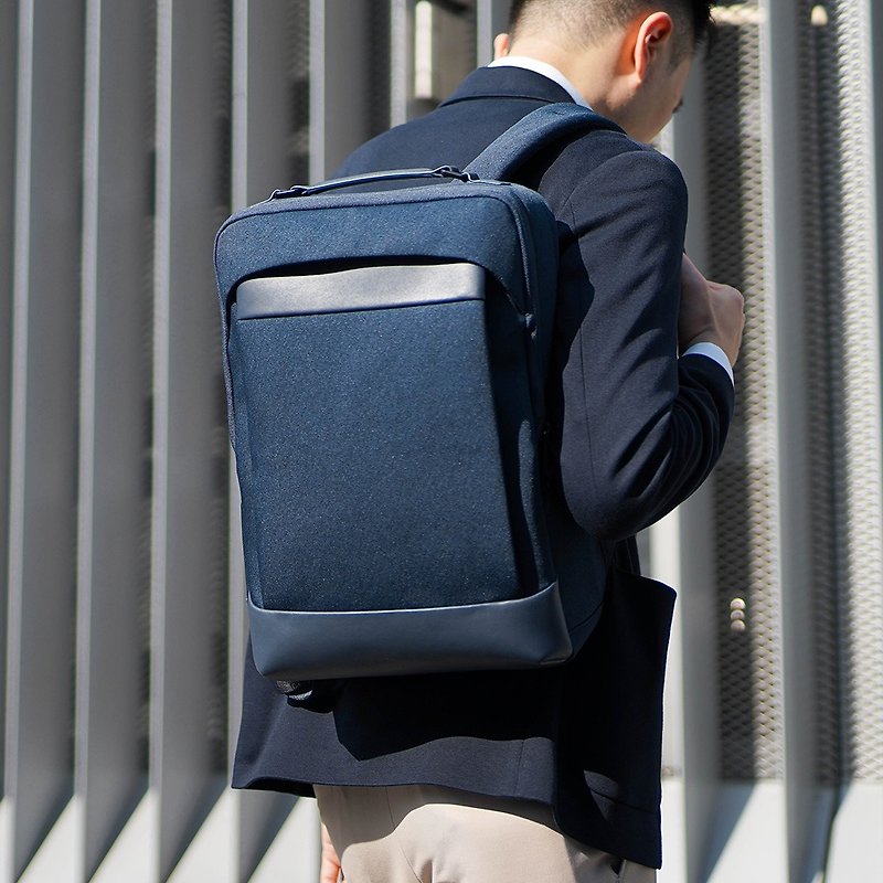 Maverick & Co. - Navy Forte Light Backpack - กระเป๋าเป้สะพายหลัง - ไนลอน สีน้ำเงิน