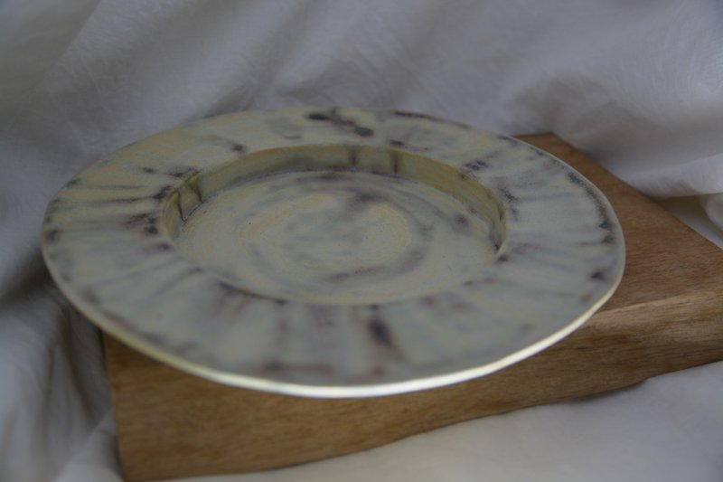 Irregularly grained disc / yellow and white - Plates & Trays - Pottery 